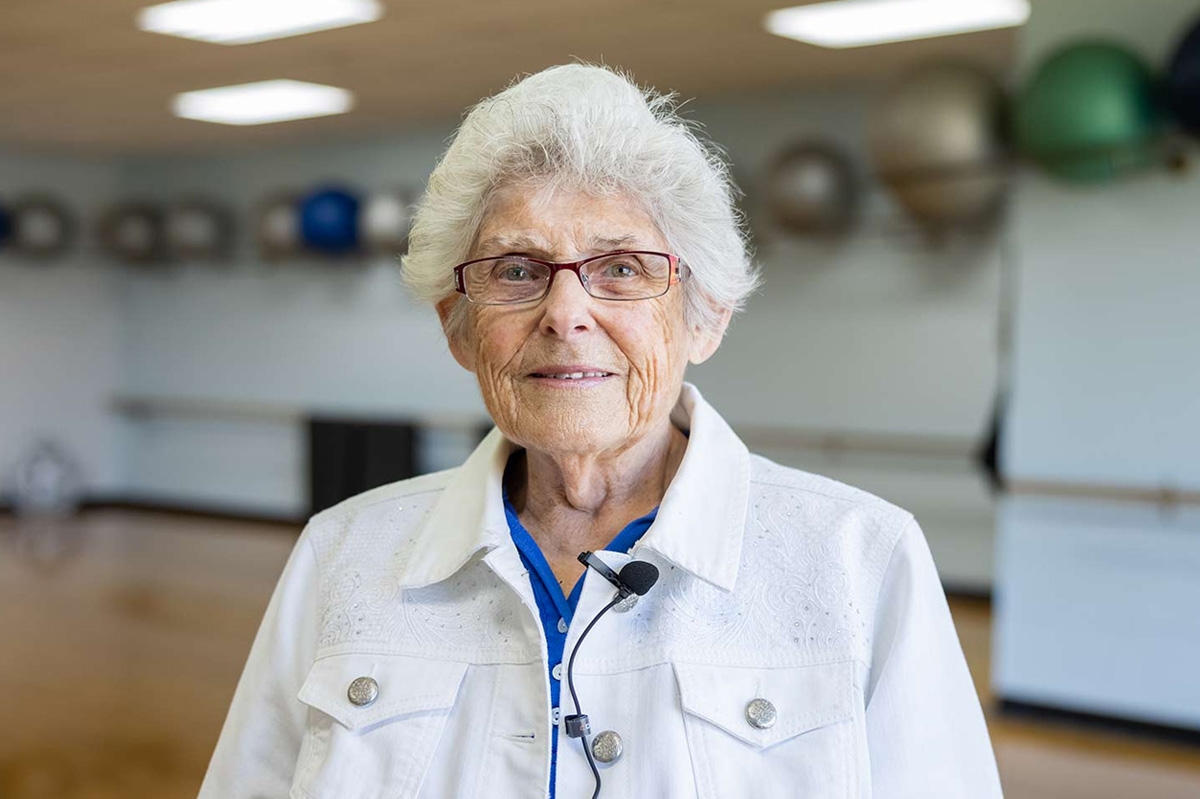 Senior woman in gym